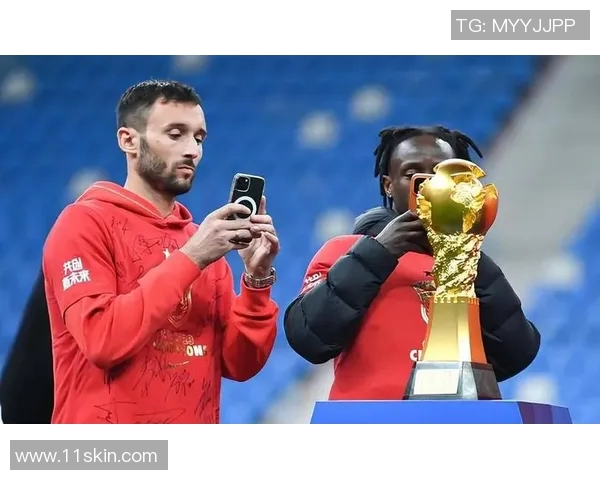 莫克与托武兹的巅峰对决谁能笑到最后揭晓精彩瞬间与战术较量