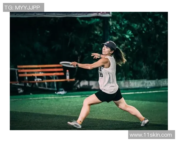 飞盘战术解析：深圳飞盘队如何利用边路渗透实现进攻突破MBA